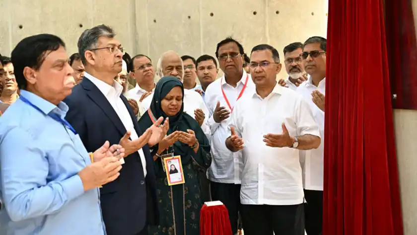 উদ্বোধন হলো ৯০ ফুট উঁচু জুলাই স্মৃতিস্তম্ভ ও ওসমানী উদ্যান