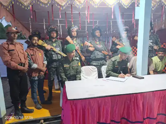 গোয়াইনঘাটে শারদীয় দুর্গাপূজার মণ্ডপ পরিদর্শন করলেন জেলা আন
