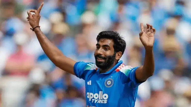 বুমরার তিন সংস্করণে খেলা উচিত নয়: রবি শাস্ত্রী