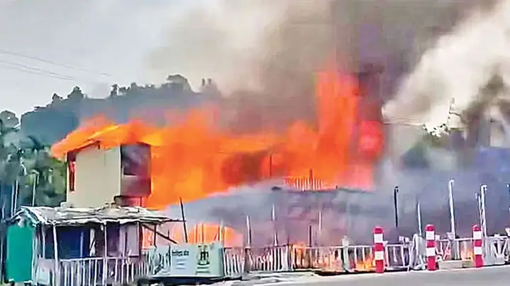 কক্সবাজারে রিসোর্টে আগুনে নিহতদের মরদেহ শনাক্তে ডিএনএ পরীক্ষ