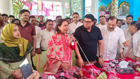 গাইবান্ধায় পূজামণ্ডপের অনুদান অনুষ্ঠানে বিএনপির পক্ষে ভোটের 