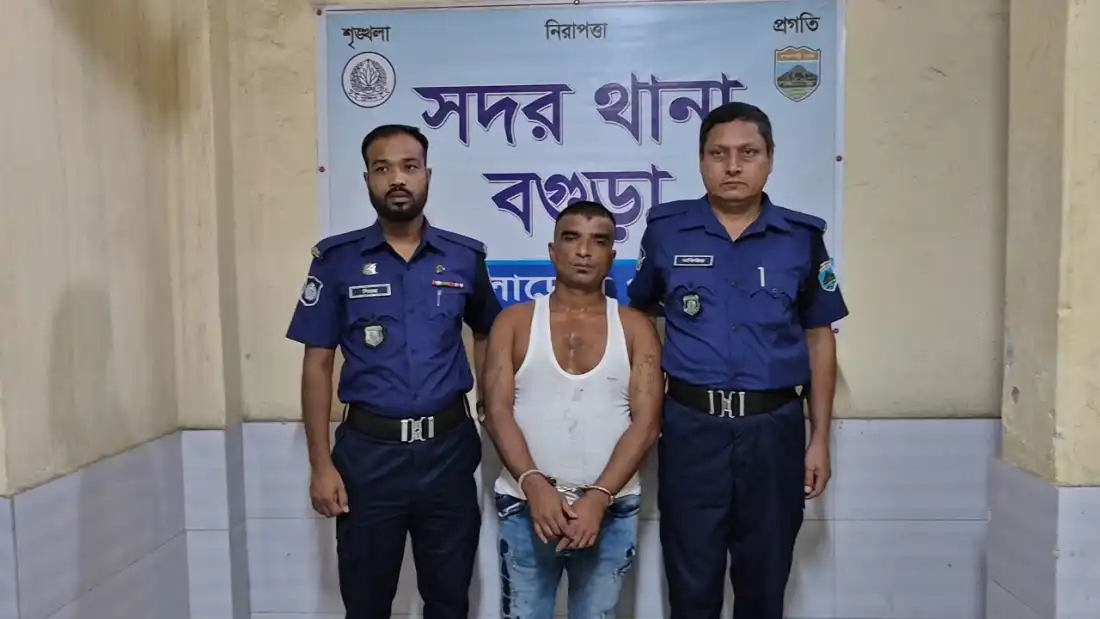 বগুড়ায় পুলিশের ওপর হামলা চালিয়ে আসামী ছিনতাইয়ের অপচেষ্টা