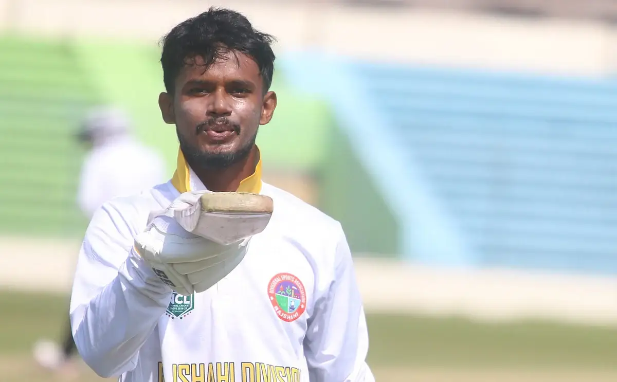 ডাবল সেঞ্চুরি হাঁকিয়ে জাতীয় দলে খেলার স্বপ্ন দেখছেন নাঈম