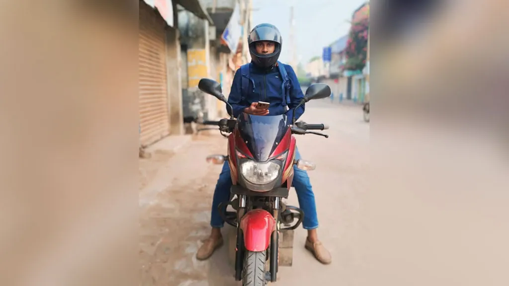 উৎসবের মাঝে পুলিশের এসআইয়ের মোটরসাইকেল চুরি, থানায় জিডির প্র