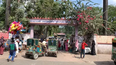 ওষুধ সংকট ও অব্যবস্থাপনার প্রতিবাদে রামেক হাসপাতালে ইন্টার্ন