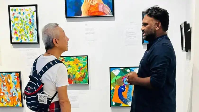 জাপানের ইয়োকোহামায় শুরু হয়েছে বাংলাদেশি চিত্রশিল্পী কামরুল হ
