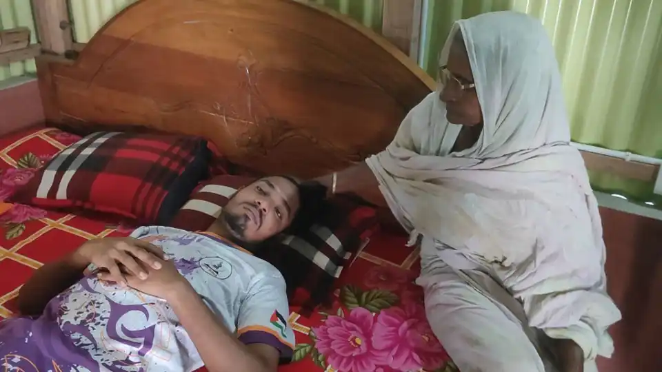গাজীপুরের কারখানার কর্মী মামুন রেজাকে লেগুনা থেকে অপহরণ, দুই