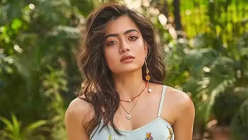 খোলামেলা পোশাকে অনীহা, সীমানা নির্ধারণ করেন রাশমিকা