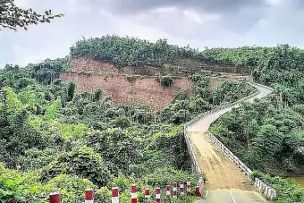 লামায় পুকুরে গোসল করতে নেমে প্রাণ গেল জিসাদের