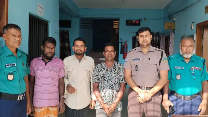 রংপুরে পুলিশের বিশেষ অভিযান, সাজাপ্রাপ্তসহ গ্রেপ্তার ৩