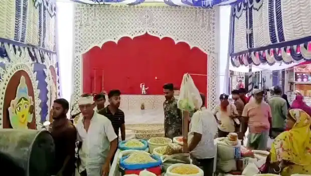 ফরিদপুরে প্রতিমা বিসর্জন নিয়ে সংঘর্ষ, আহত ১০