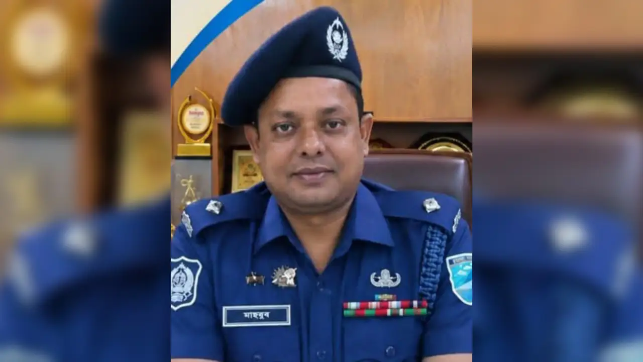 ভৈরব ওসির বিরুদ্ধে লুটপাটের মামলা ধামাচাপায় ঘুষ নেওয়ার অভিযো