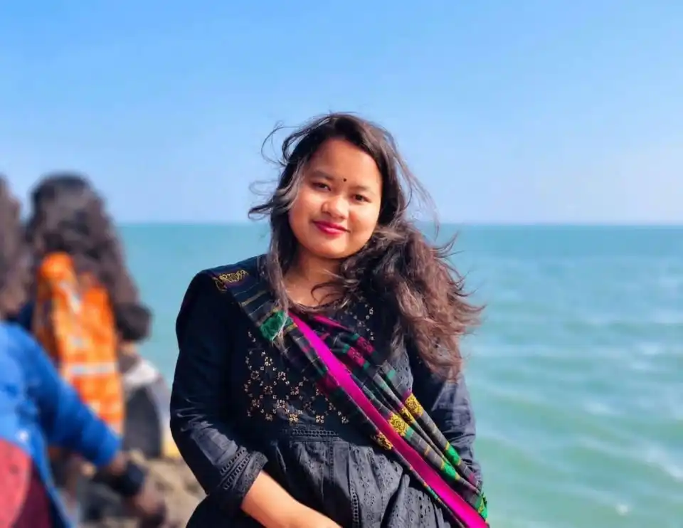 এয়ার অ্যাম্বুলেন্সে ঢাকায় আনার পর রাবি শিক্ষার্থীর মৃত্যু