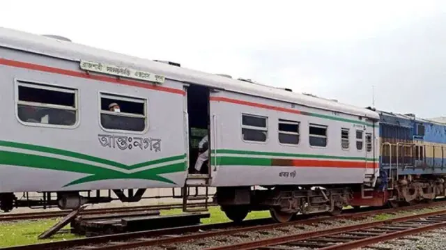 রাজশাহী স্টেশনে যাত্রীর টাকা ছিনতাই, আরএনবি সিপাহি পলাতক