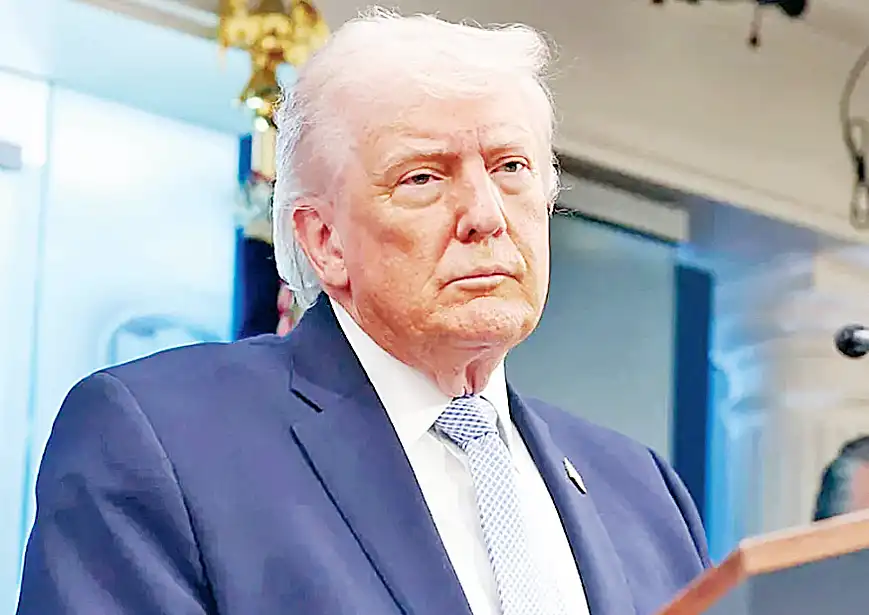 ইরানে নতুন সামরিক হামলার ইঙ্গিত দিলেন ডোনাল্ড ট্রাম্প
