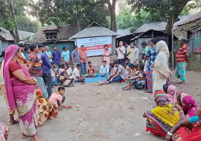 গাইবান্ধায় অবৈধ জাল রোধ ও মৎস্য সুরক্ষায় জেলেদের সভা