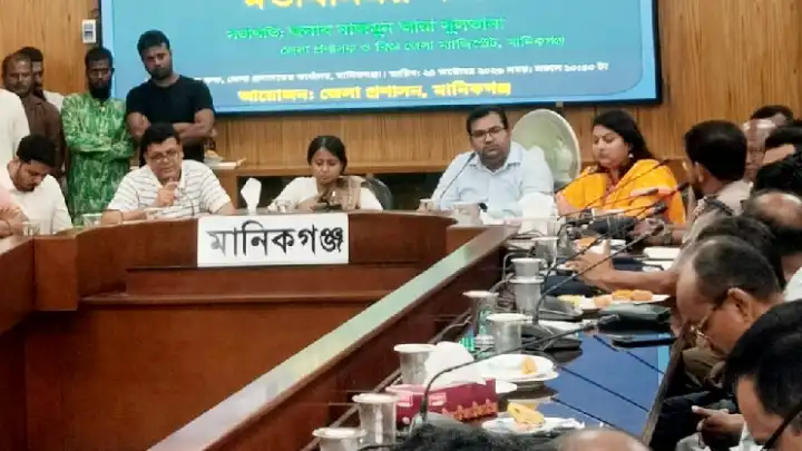 ঢাকা-আরিচা মহাসড়কে শৃঙ্খলা ফেরাতে প্রশাসনের উচ্চপর্যায়ের সভা