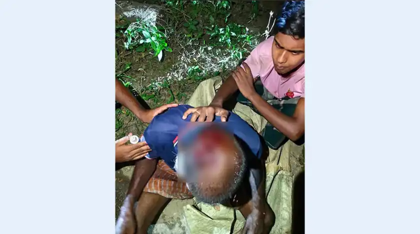 কেশবপুরে যাত্রী সেজে বৃদ্ধ ভ্যানচালকের ওপর হামলা, ছিনতাই ভ্য