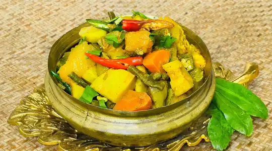 ঘরোয়া উপায়ে বানিয়ে নিন সুস্বাদু রঙিন লাবড়া