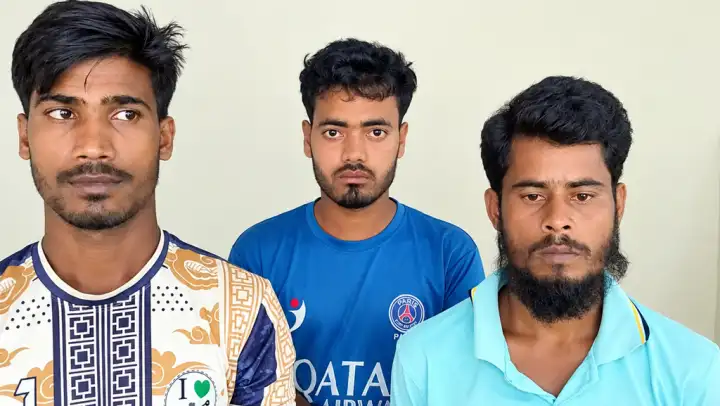 কেন্দুয়ায় প্রেমিকের ডাকে এসে দলবদ্ধ ধর্ষণের শিকার তরুণী, গ