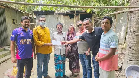 গোয়ালন্দে দুর্ঘটনায় ক্ষতিগ্রস্ত রিকশাচালককে সহায়তার হাত বন্ধ