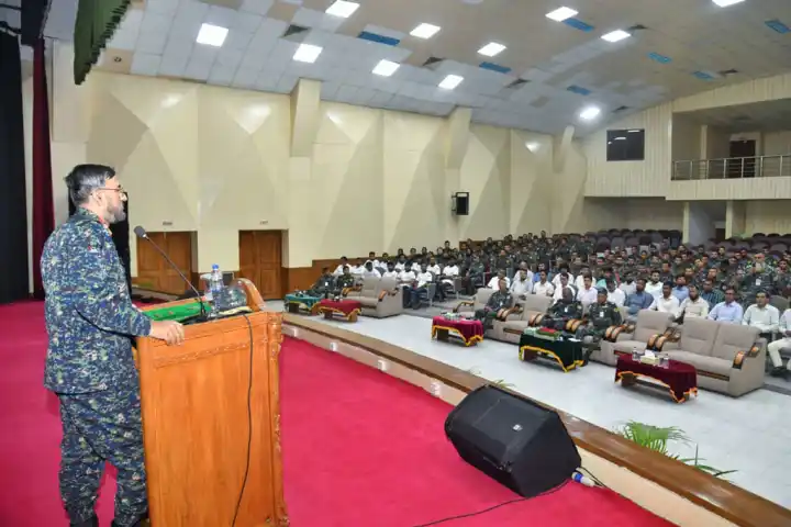 বিশ্ববাজারের উপযোগী কারিগরি প্রশিক্ষণ দিচ্ছে আনসার