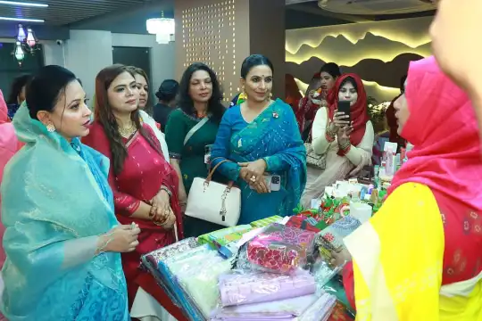 বর্ণাঢ্য আয়োজনে সম্পন্ন হলো ‘খ তে খাঁটি পরিবার’-এর পঞ্চম বর্