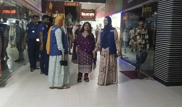 ভালুকায় লাইভে ক্ষোভ প্রকাশ, নারী ব্যবসায়ী আটক