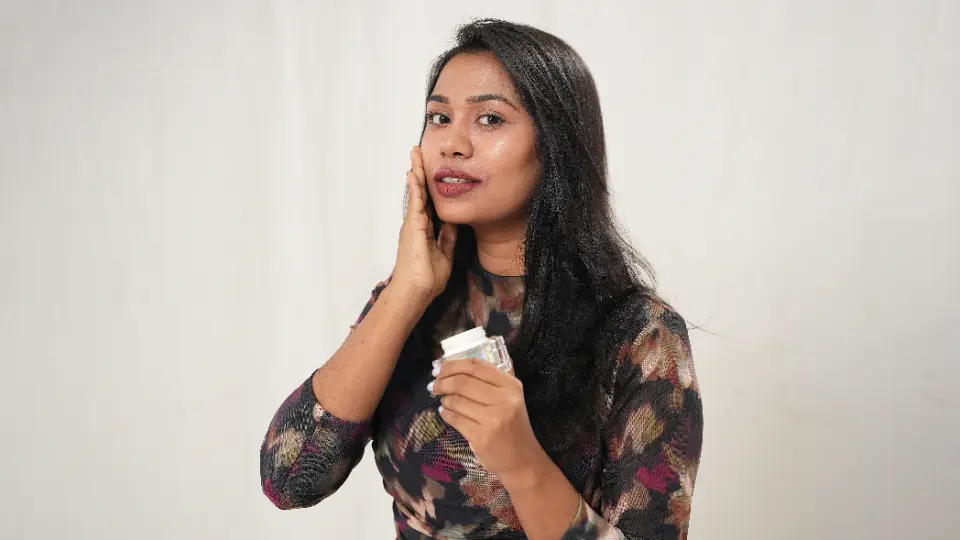 হেমন্তে সংবেদনশীল ত্বকে সুগন্ধি প্রসাধনী কেন বর্জন করবেন