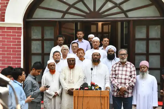 চক্রান্ত রাজপথেই প্রতিহত করা হবে: মামুনুল হক