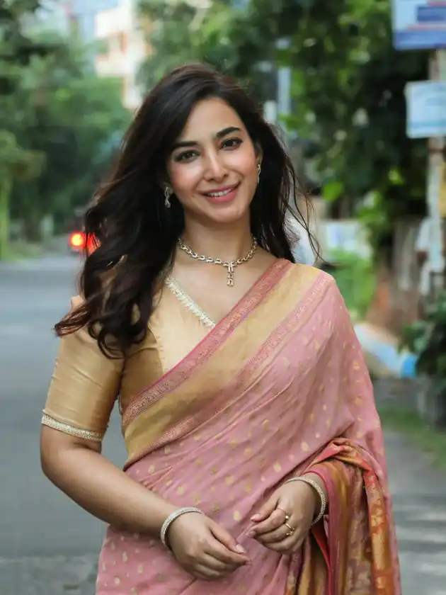বিগ বস বাংলা সিজন ৩-এ প্রতিযোগী সৃজলা গুহ