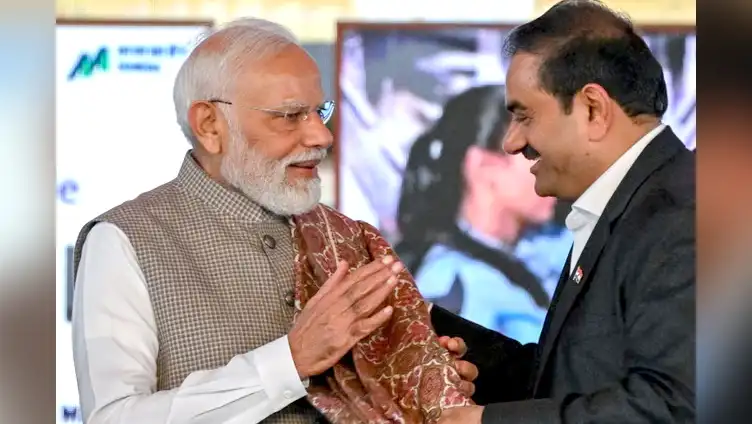 মোদির সঙ্গে আদানির সম্পর্ক নিয়ে তথ্যচিত্র সরাতে নির্দেশ