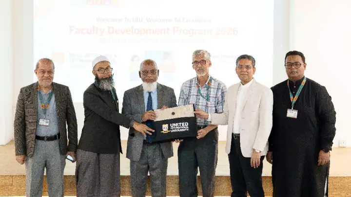 ইউআইইউতে নবীন শিক্ষকদের পেশাগত দক্ষতা উন্নয়ন কর্মশালা