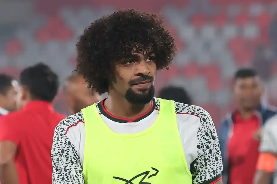 গাজার শিশু চিকিৎসায় দেড় কোটি টাকা দিলেন হামজা চৌধুরী