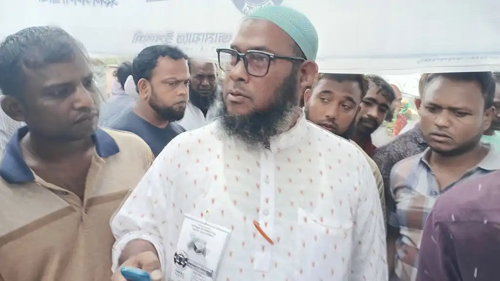 ঠাকুরগাঁওয়ে লিফলেট বিতরণে জামায়াত নেতার ৫ হাজার টাকা জরিমানা