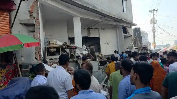 গাজীপুরে সেপটিক ট্যাংক বিস্ফোরণে নিহত এক যুবক, আহত দুই