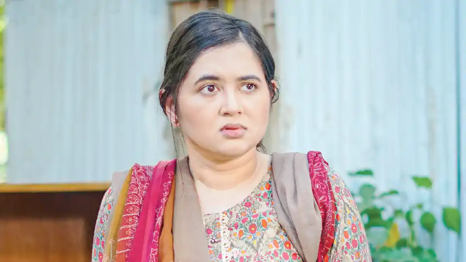 অস্ত্রোপচার ও দীর্ঘ বিরতি পেরিয়ে ক্যামেরার সামনে তানিয়া