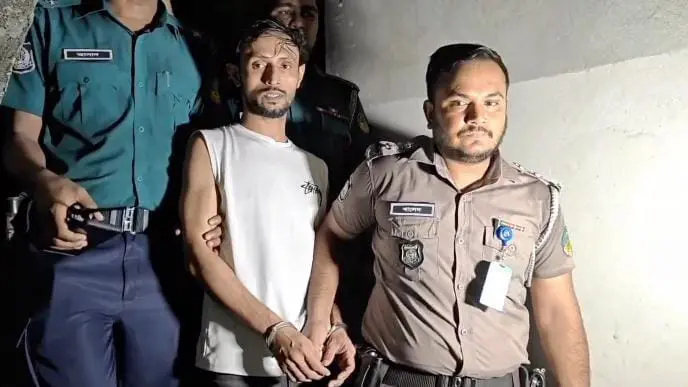 ইউটিউব দেখে ইয়াবা তৈরির কারখানা, টঙ্গীতে গ্রেপ্তার ১