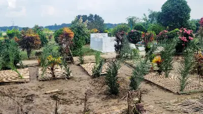 পাবনায় বজ্রপাতে নিহত ছয়জনের জানাজা সম্পন্ন